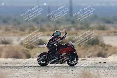 media/Nov-02-2025-CVMA (Sun) [[337aff29ab]]/Race 11-Amateur Supersport Open/